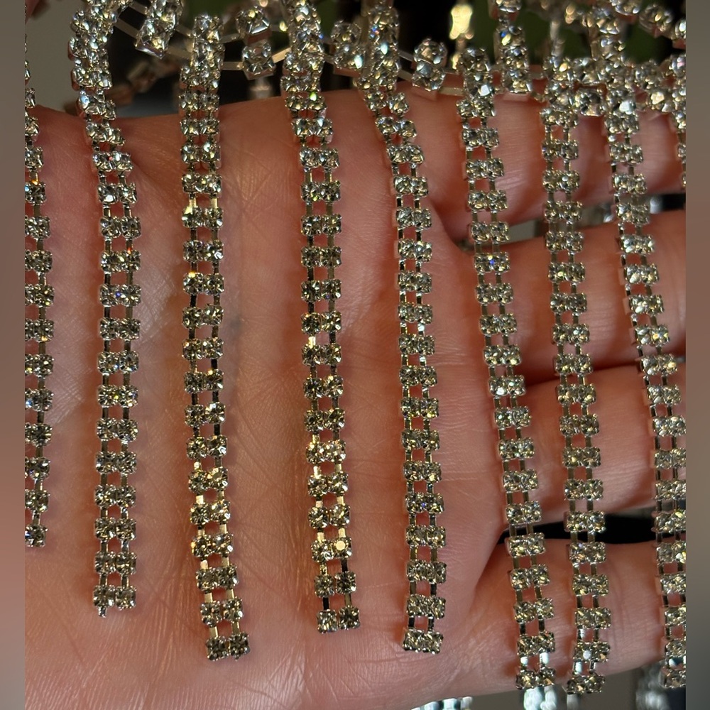 Silver Rhinestone Headpiece - Picture 3 of 11